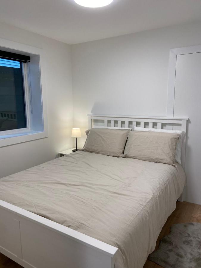 Wecare Guest Suite Burnaby Exterior foto